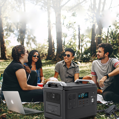 La central eléctrica portátil LiFePO4 para el refrigerador del aire acondicionado hogar 2000w Lifepo4 sube el generador solar